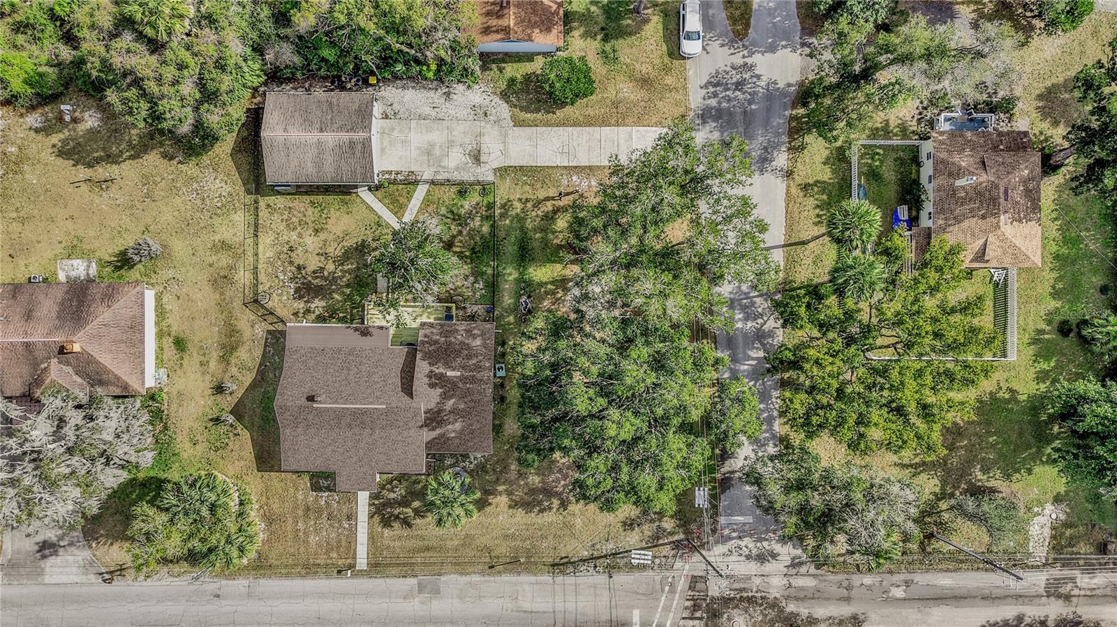 Image 29 of 30 For 316 Leavitt Avenue