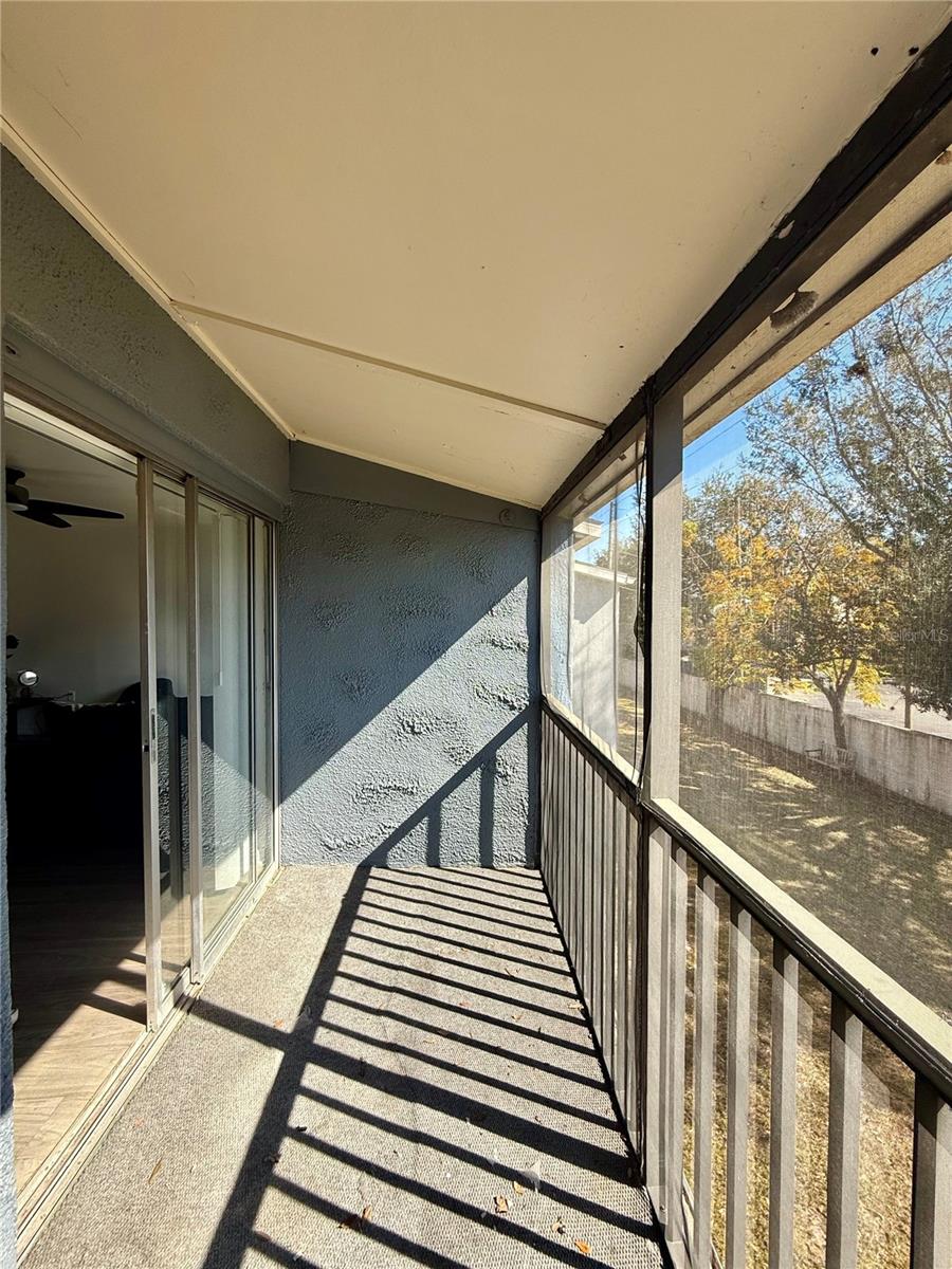 Image 20 of 23 For 2507 Alafaya Trail 12