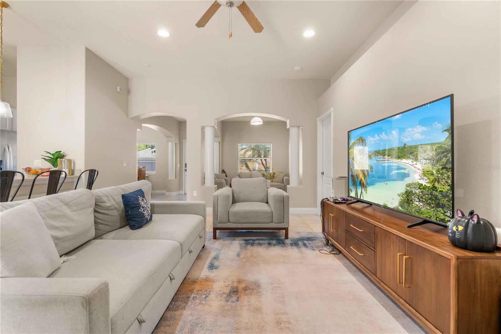 Image 20 of 48 For 3959 Rolling Hill Drive