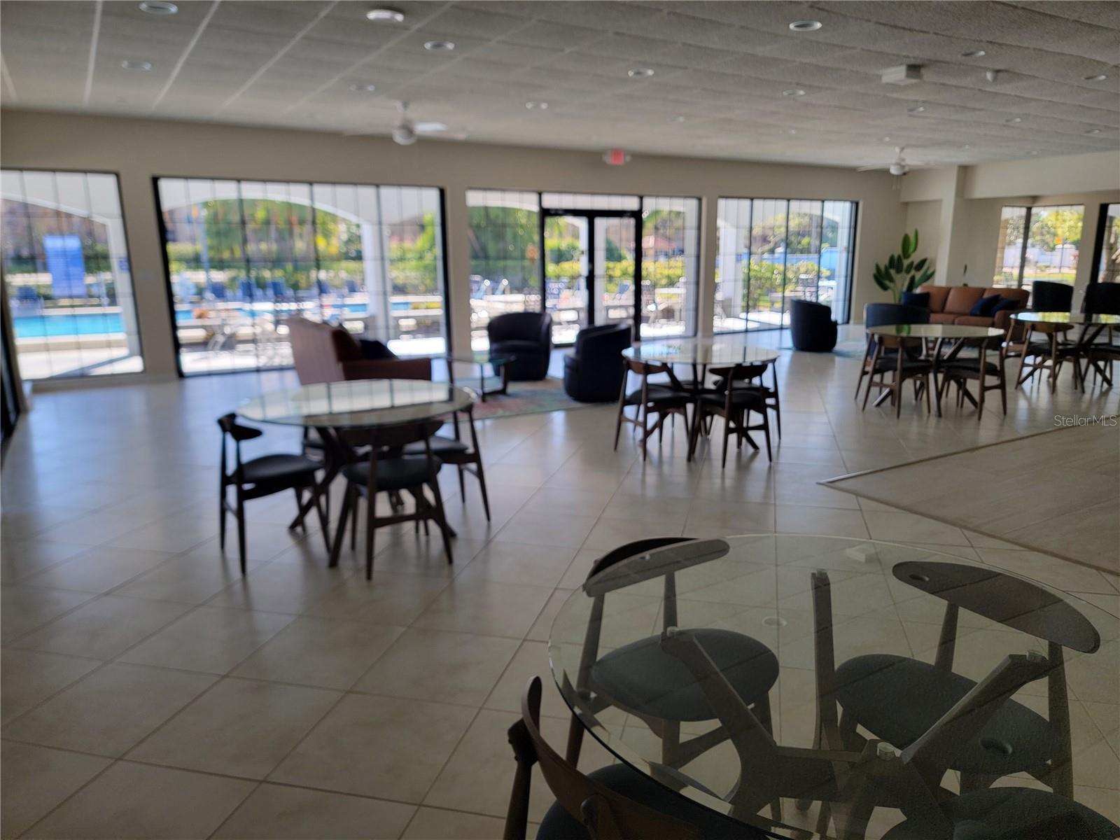 Image 19 of 21 For 2333 Feather Sound Drive C201