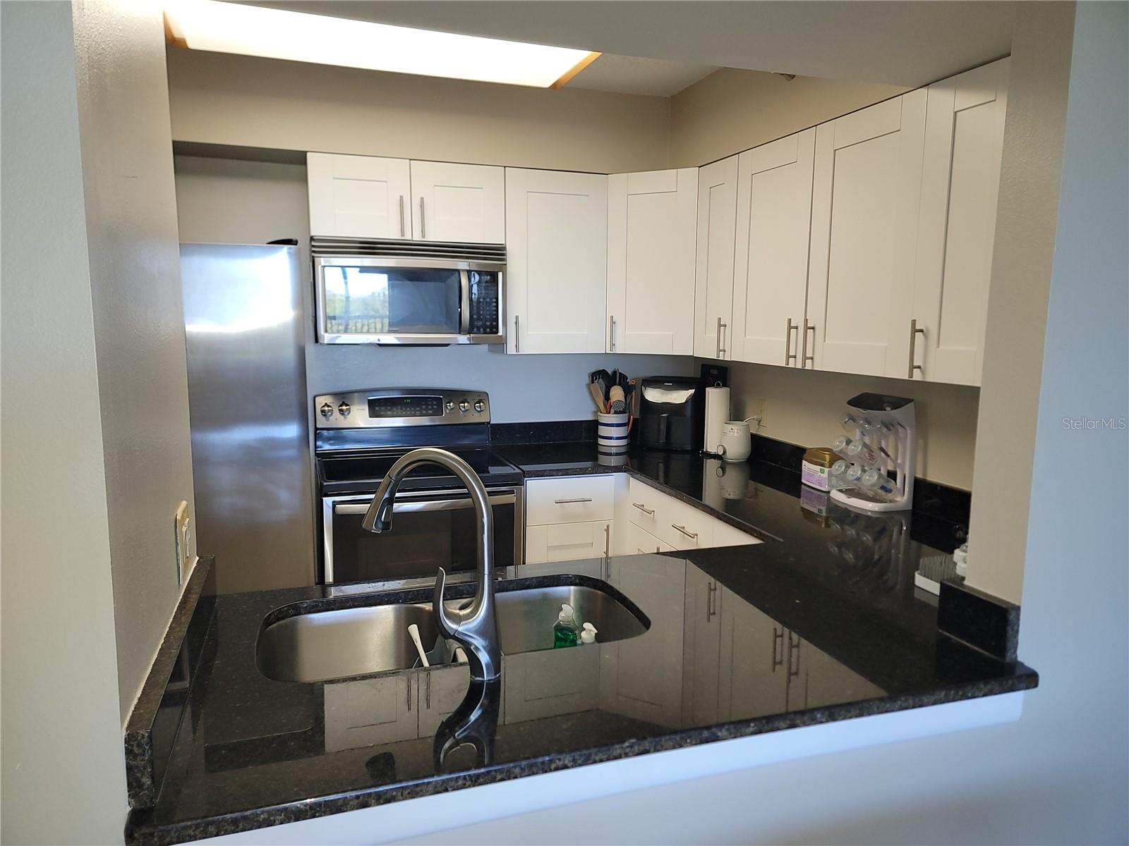 Image 5 of 21 For 2333 Feather Sound Drive C201