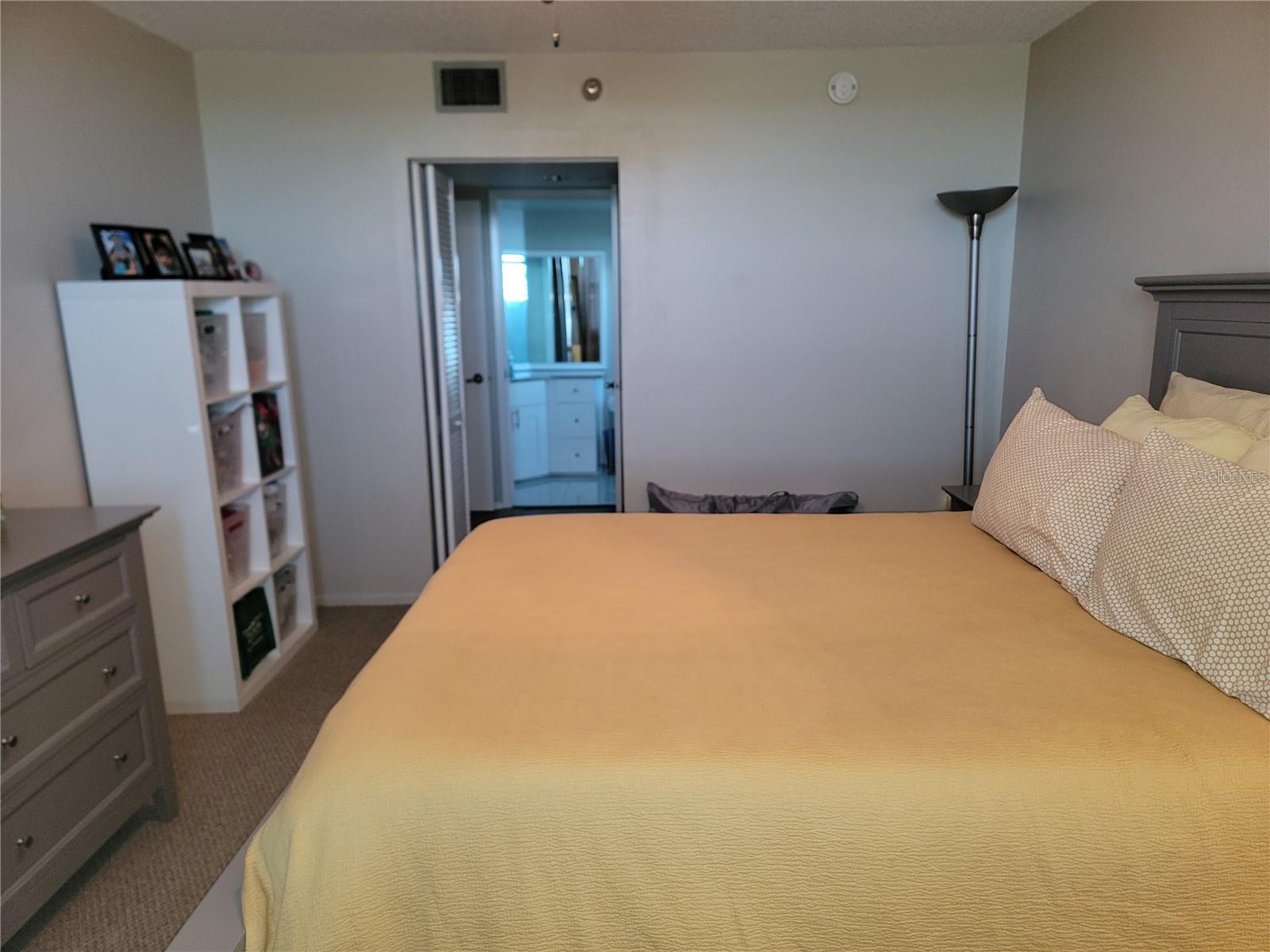 Image 9 of 21 For 2333 Feather Sound Drive C201