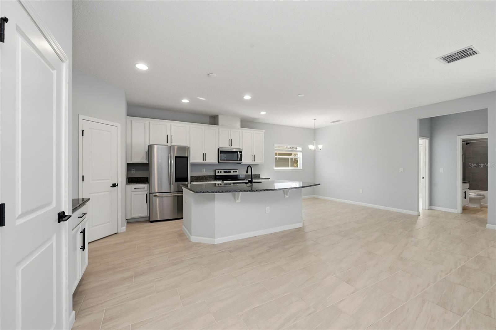 Image 18 of 42 For 575 Avila Place