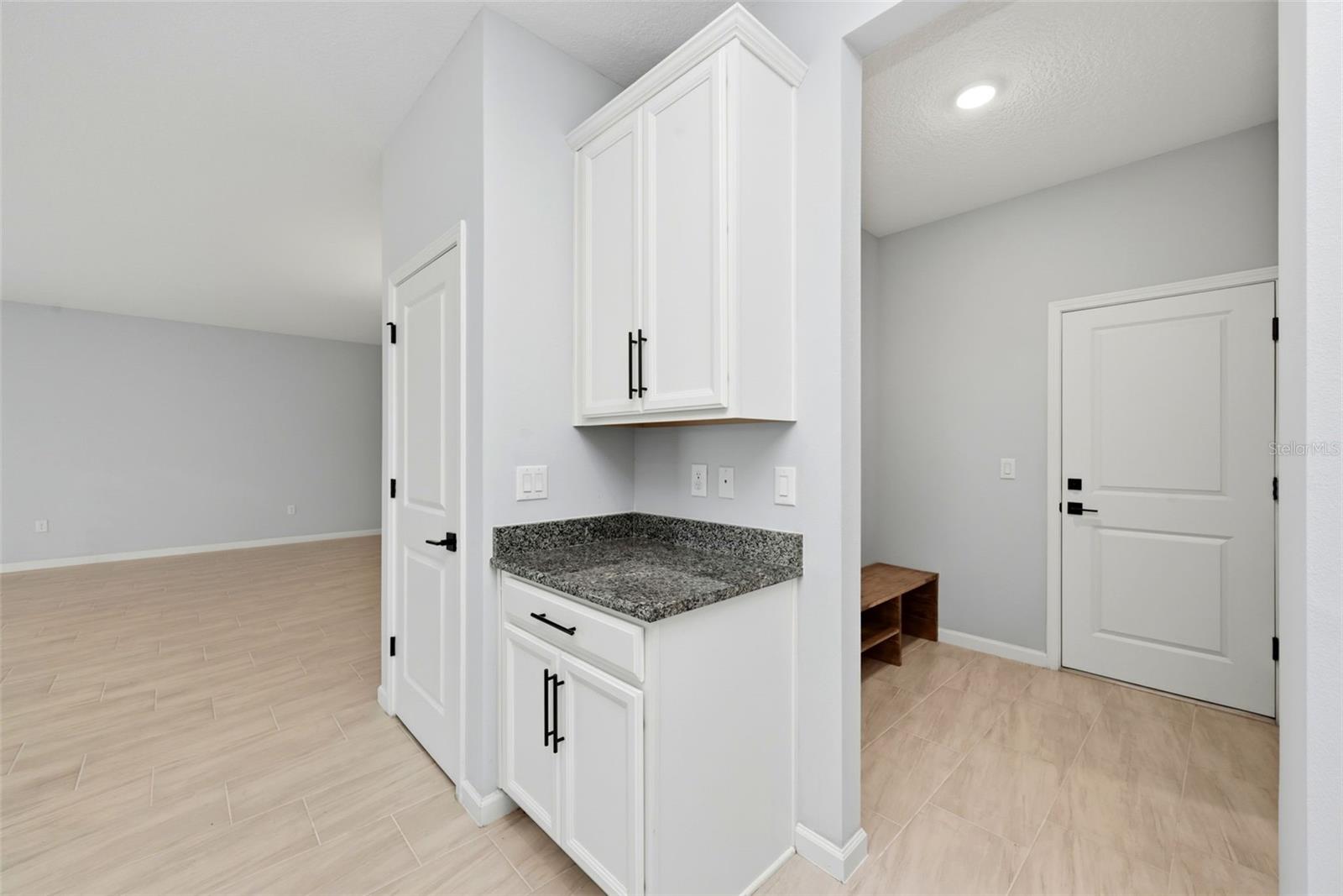 Image 20 of 42 For 575 Avila Place