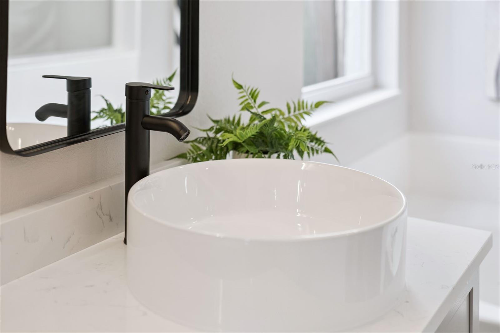 Image 40 of 47 For 1209 Cathcart Circle