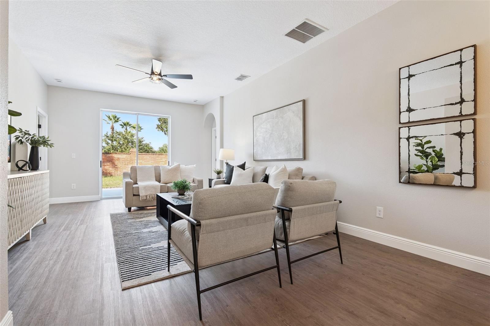 Image 8 of 47 For 1209 Cathcart Circle