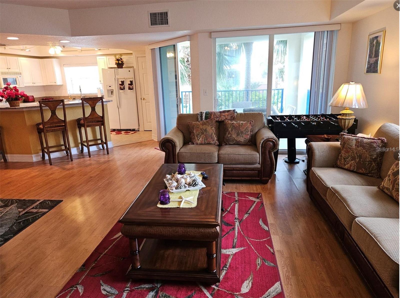 Image 11 of 48 For 5300 Atlantic Avenue 14-207