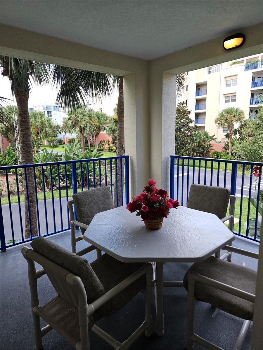 Image 18 of 48 For 5300 Atlantic Avenue 14-207