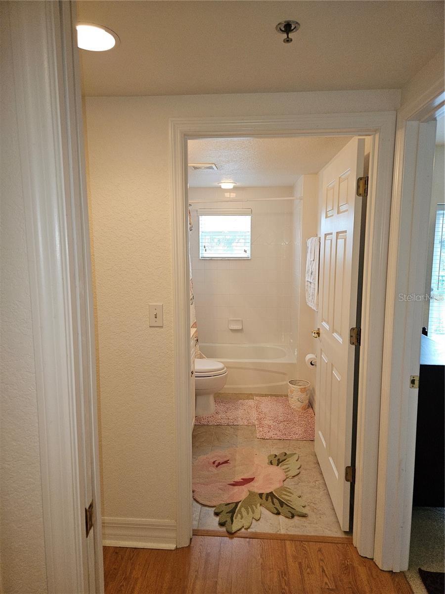 Image 30 of 48 For 5300 Atlantic Avenue 14-207