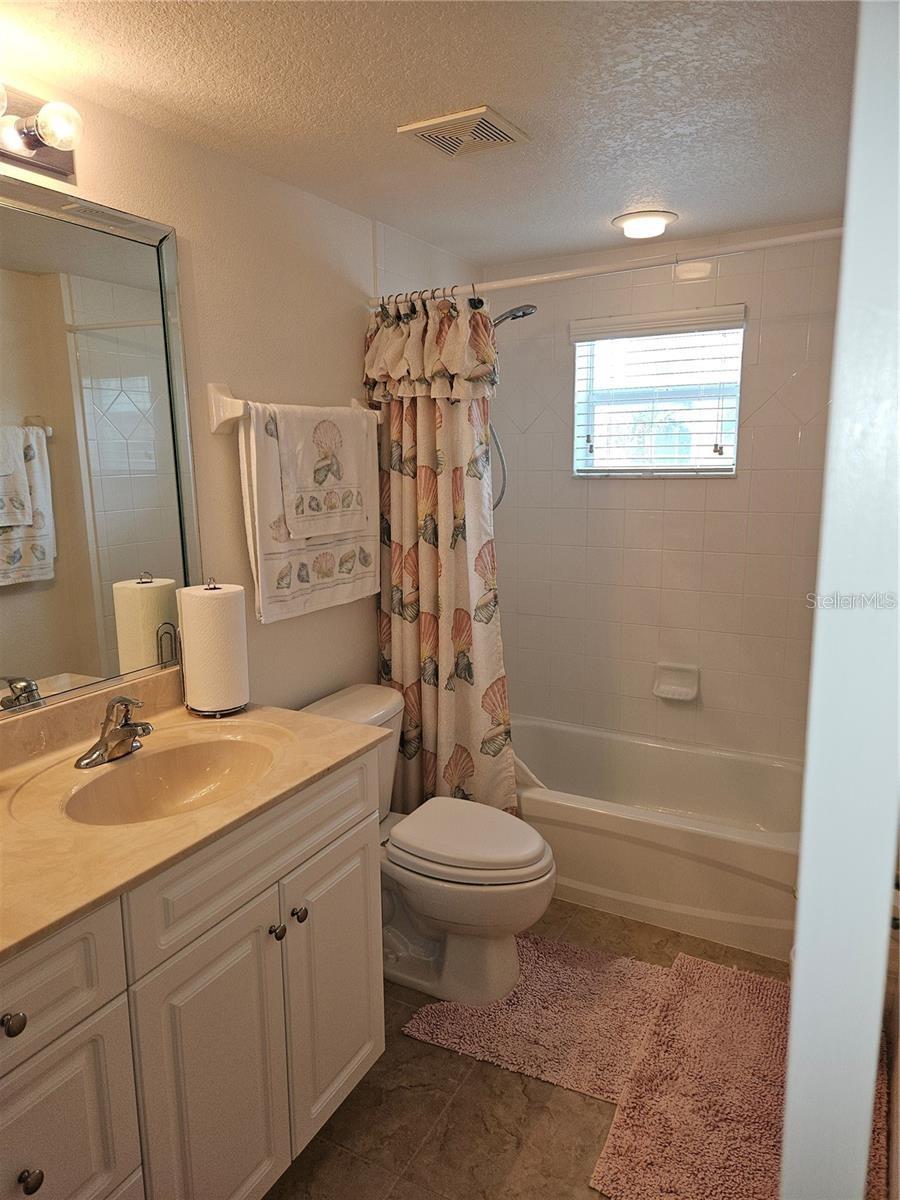 Image 31 of 48 For 5300 Atlantic Avenue 14-207