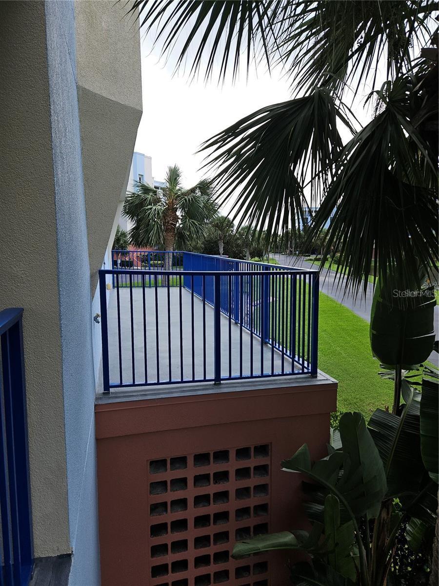 Image 37 of 48 For 5300 Atlantic Avenue 14-207