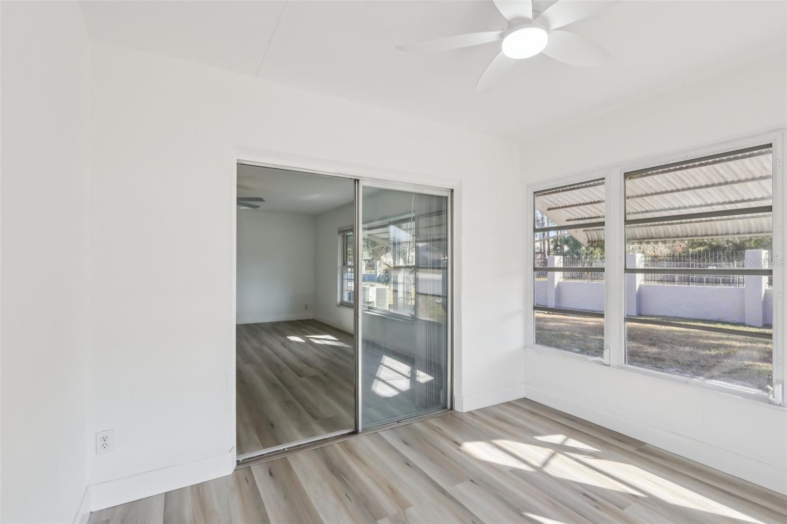 Image 11 of 32 For 11147 Acme Drive D