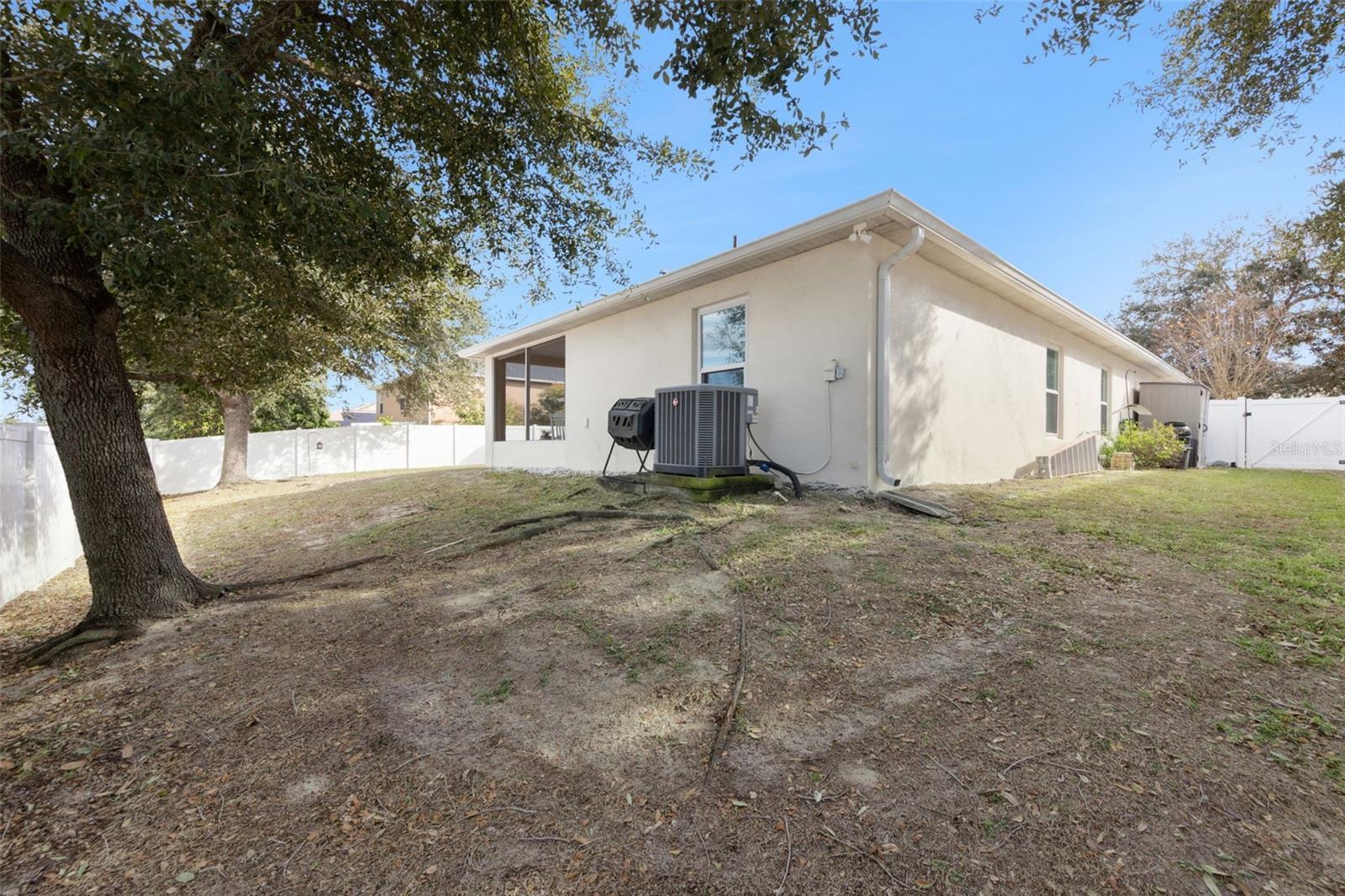 Image 26 of 31 For 1819 Sunset Ridge Drive