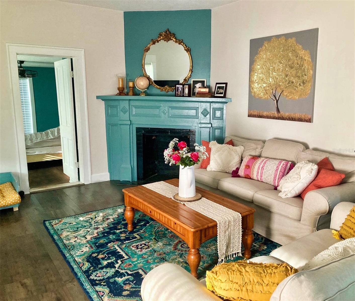 Image 2 of 11 For 483 Lakeview Drive