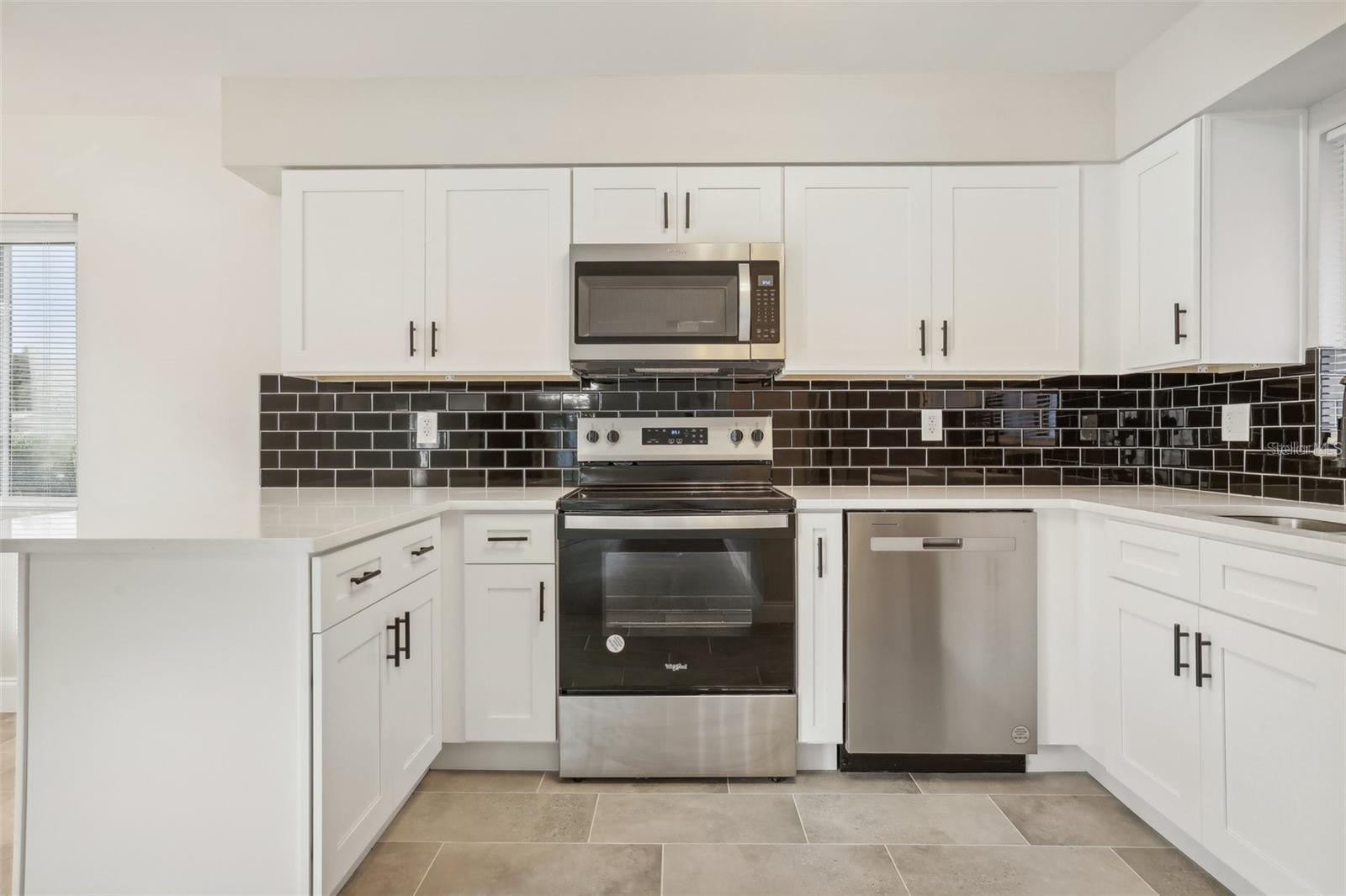 Image 12 of 41 For 1052 Manchester Circle