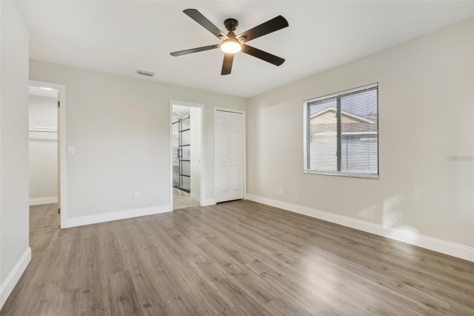 Image 26 of 41 For 1052 Manchester Circle