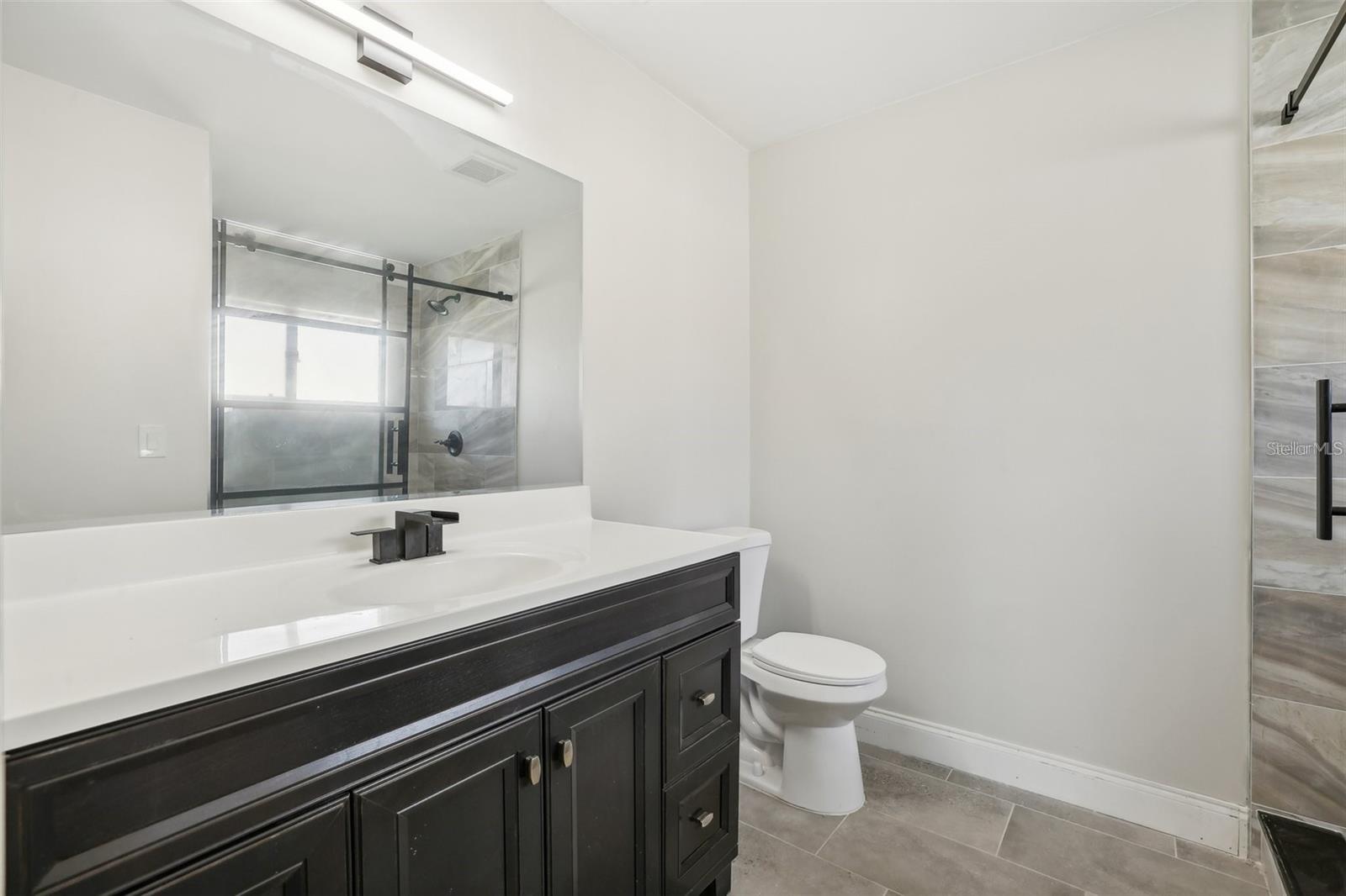 Image 28 of 41 For 1052 Manchester Circle