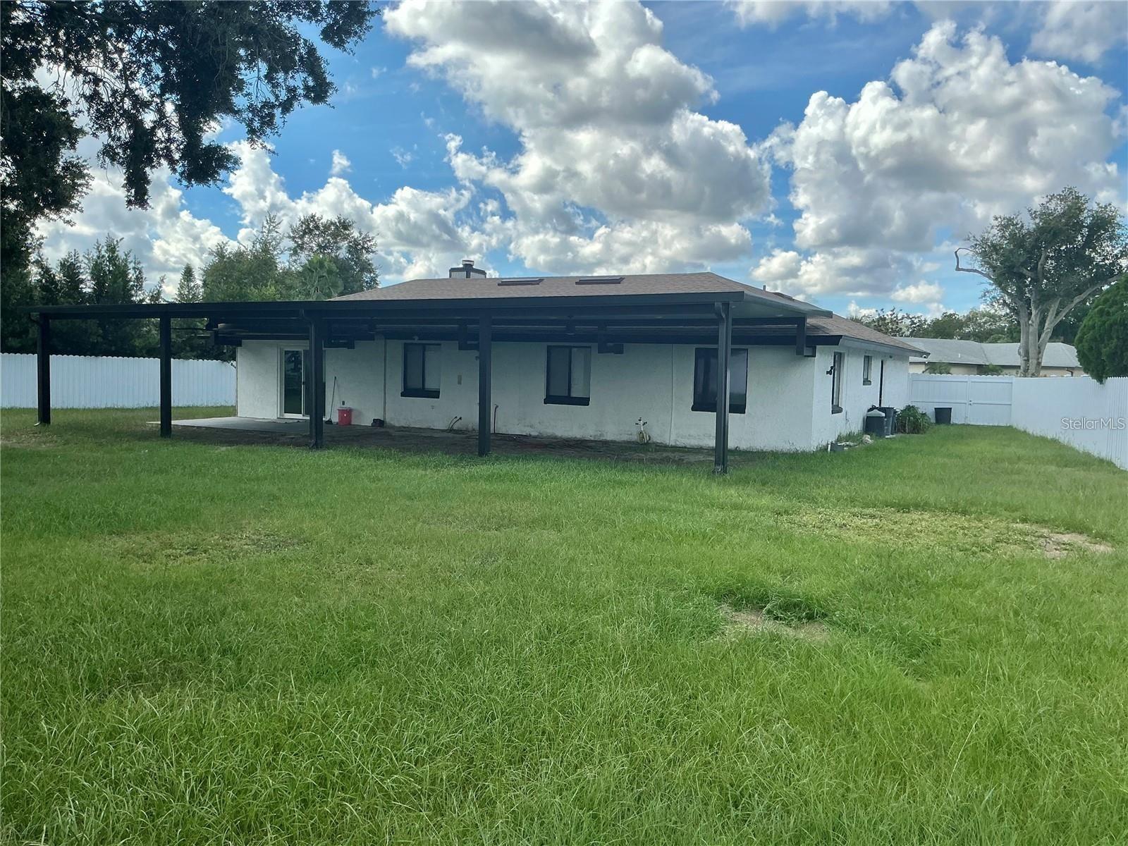 Image 34 of 41 For 1052 Manchester Circle