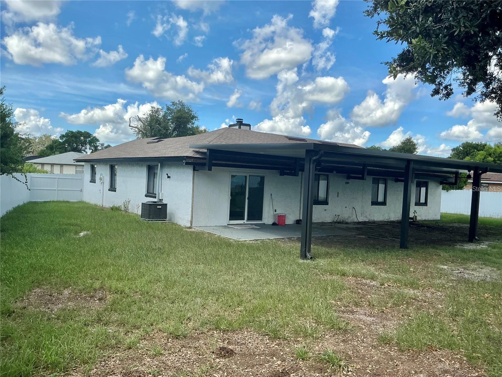 Image 35 of 41 For 1052 Manchester Circle