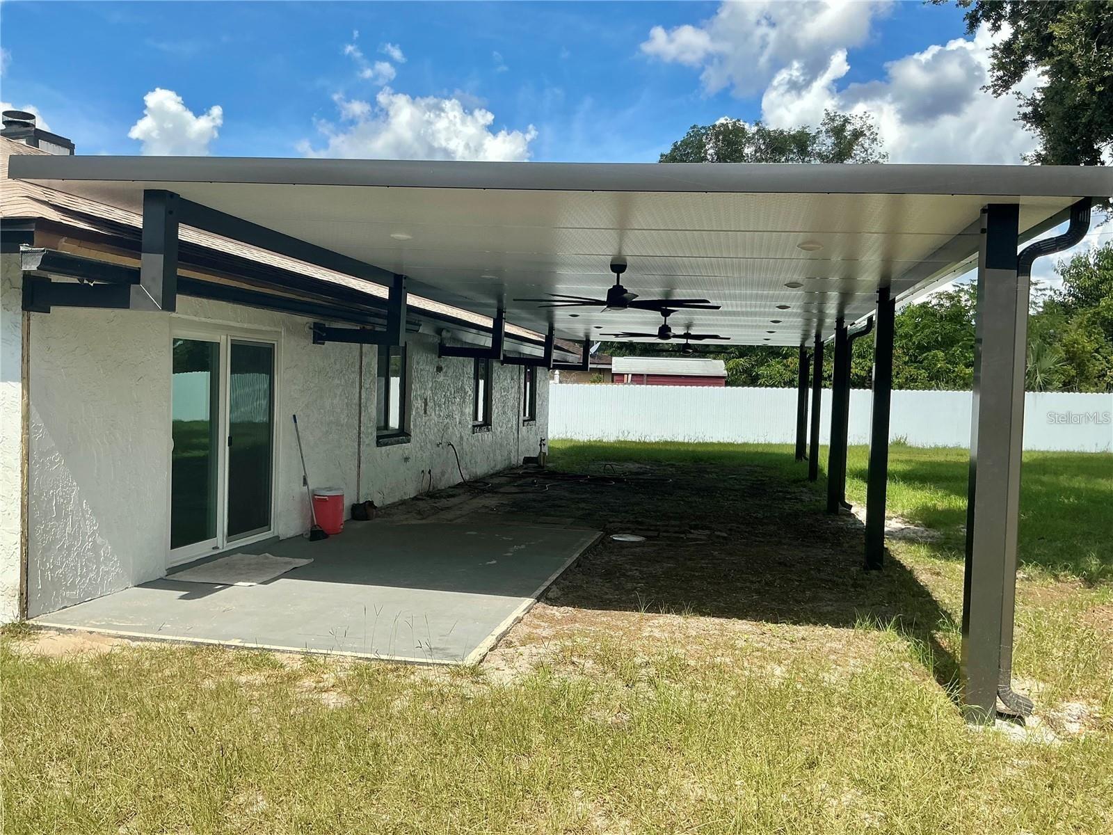 Image 36 of 41 For 1052 Manchester Circle