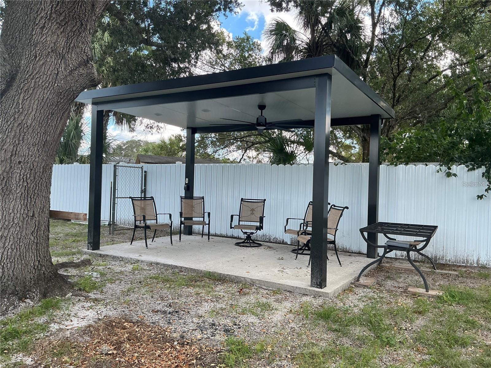 Image 39 of 41 For 1052 Manchester Circle