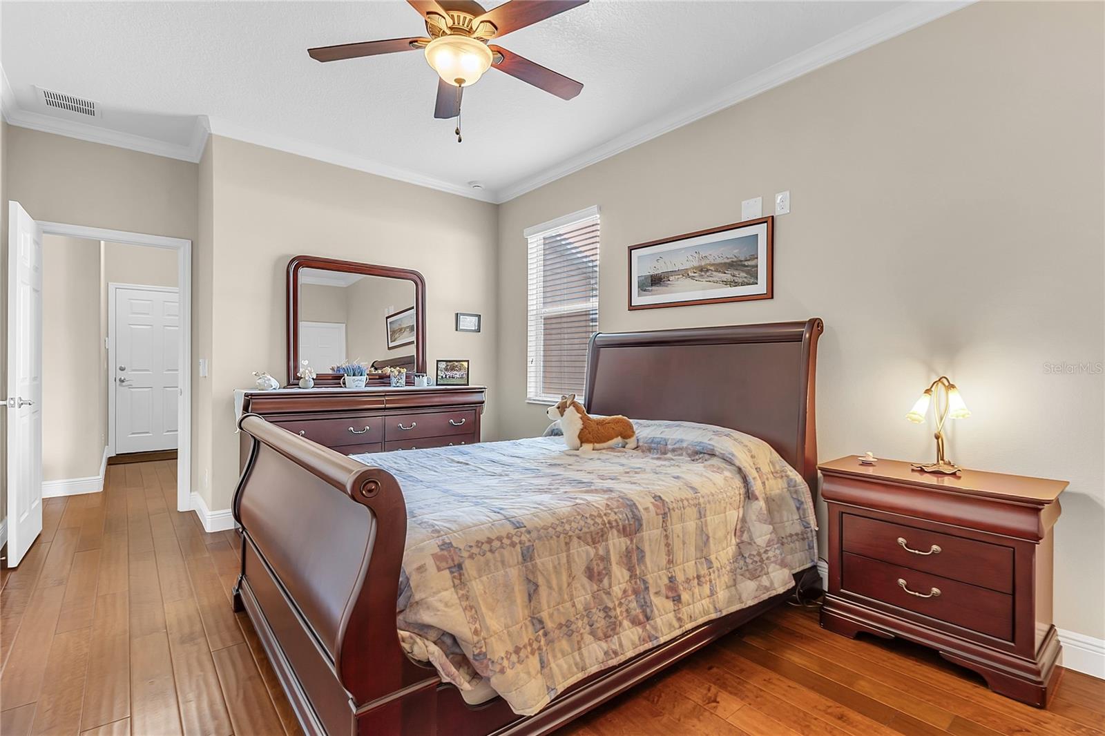 Image 19 of 38 For 877 Strathmore Drive