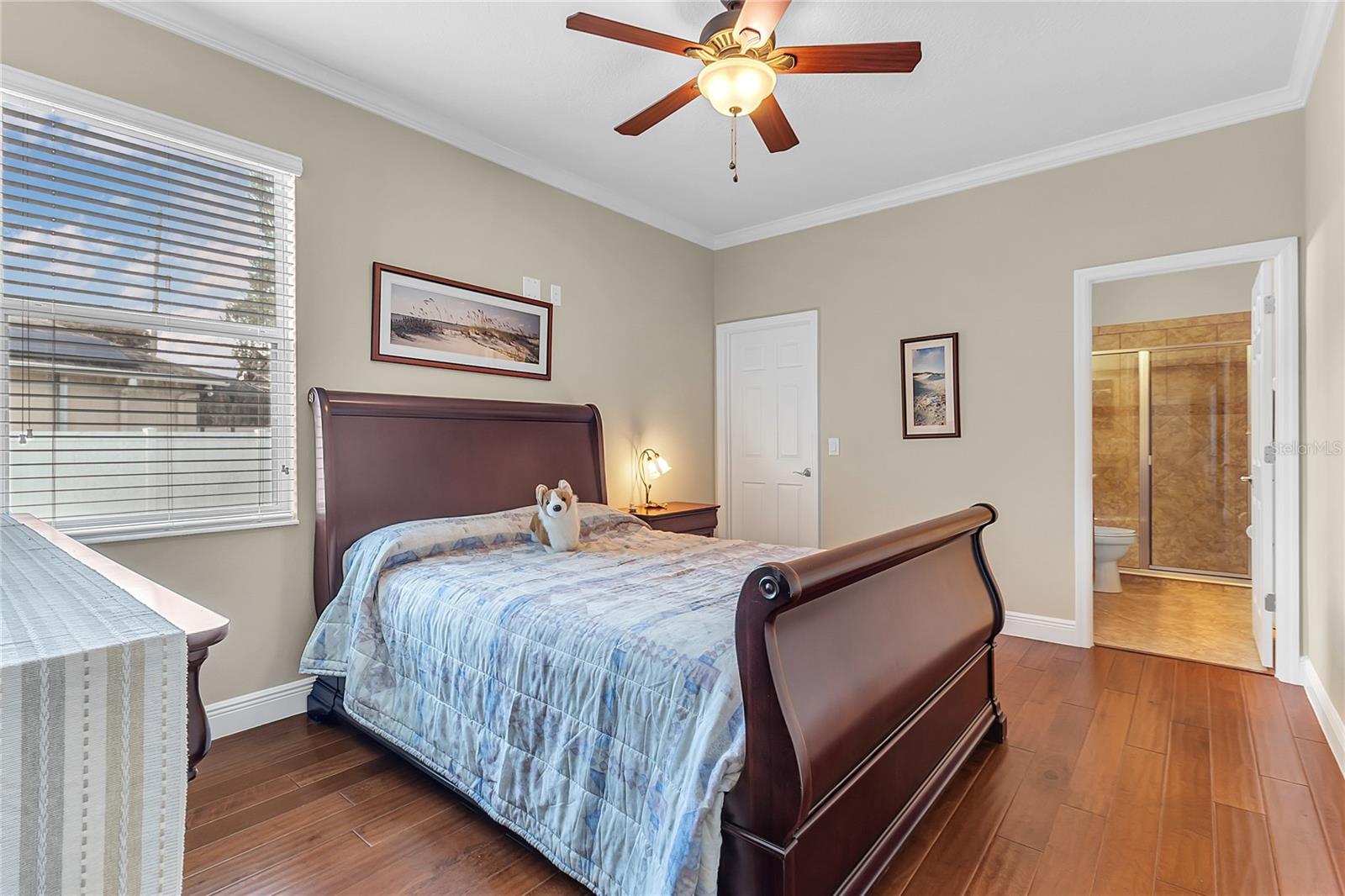 Image 20 of 38 For 877 Strathmore Drive