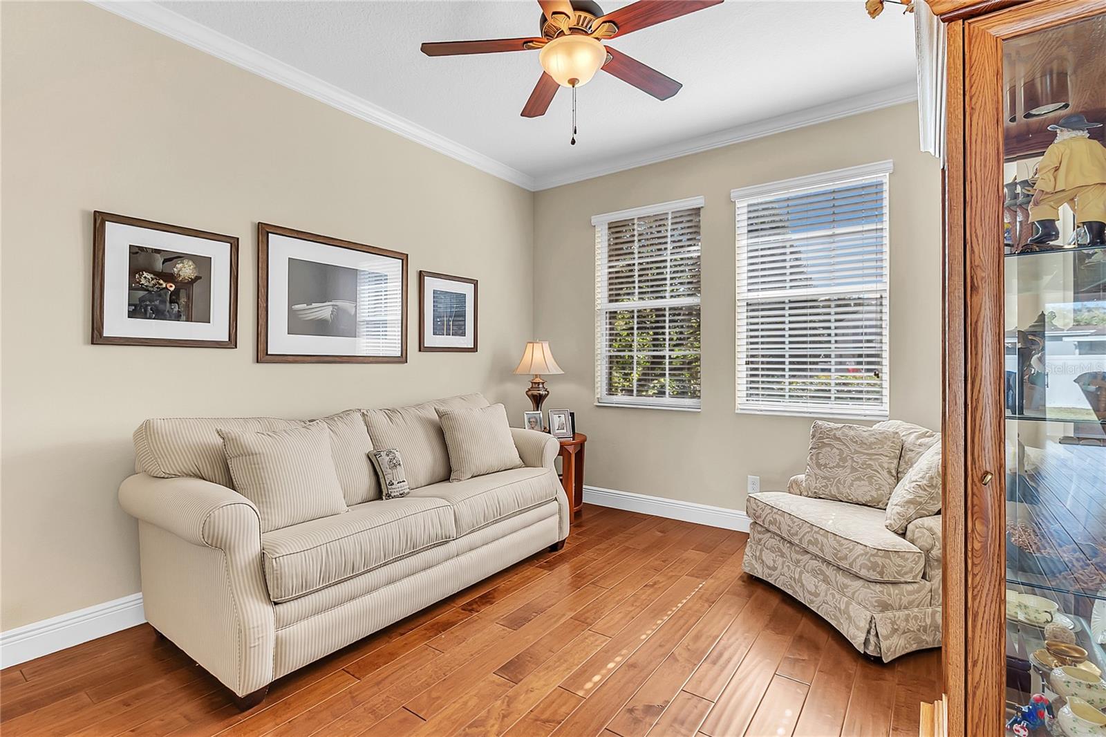 Image 9 of 38 For 877 Strathmore Drive