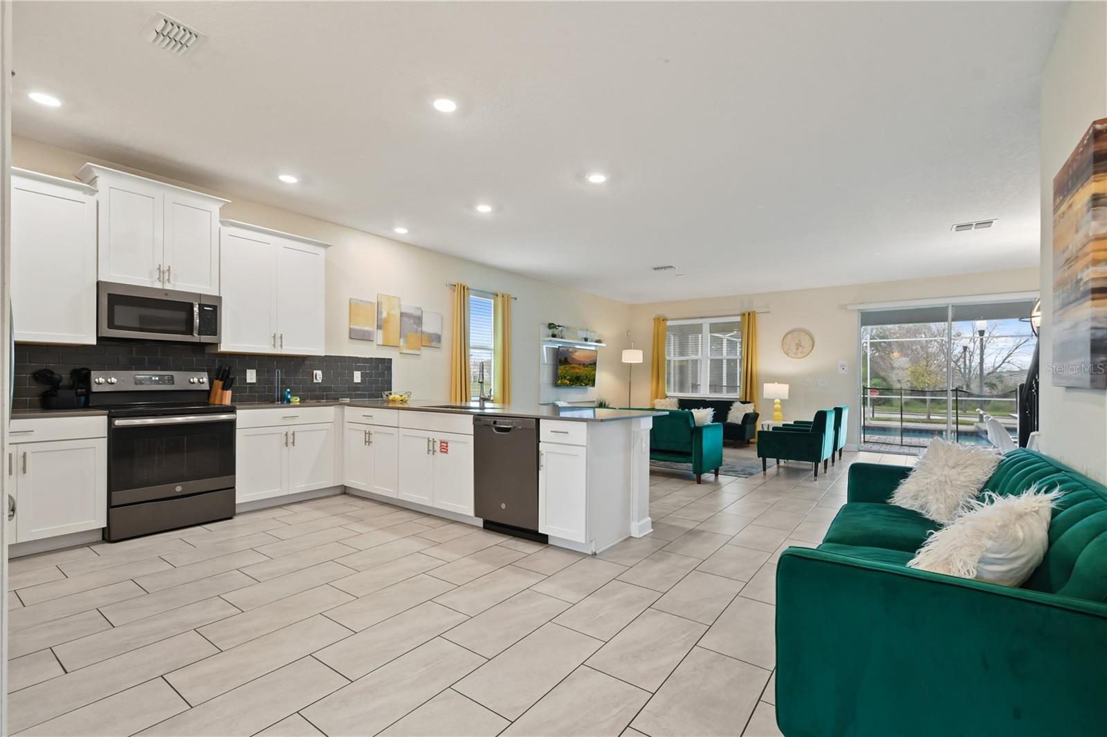 Image 15 of 67 For 8834 Cabot Cliffs Drive