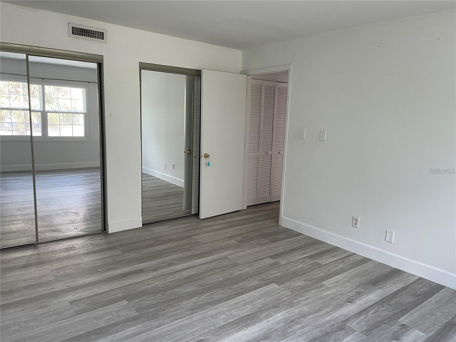 Image 19 of 28 For 1000 Semoran Boulevard 116