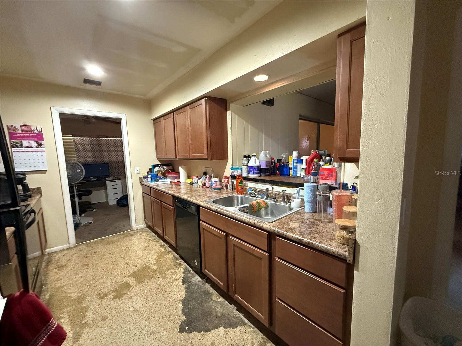 Image 25 of 36 For 5423 Davisson Avenue