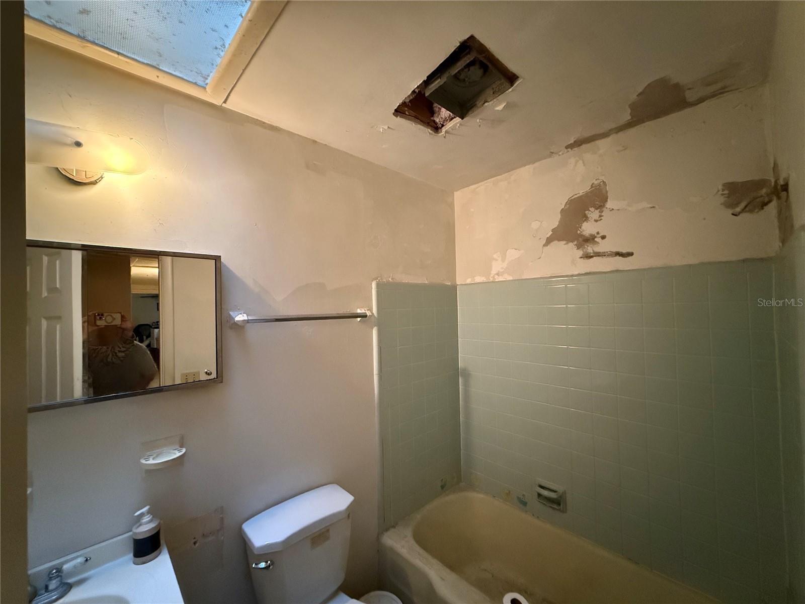 Image 35 of 36 For 5423 Davisson Avenue