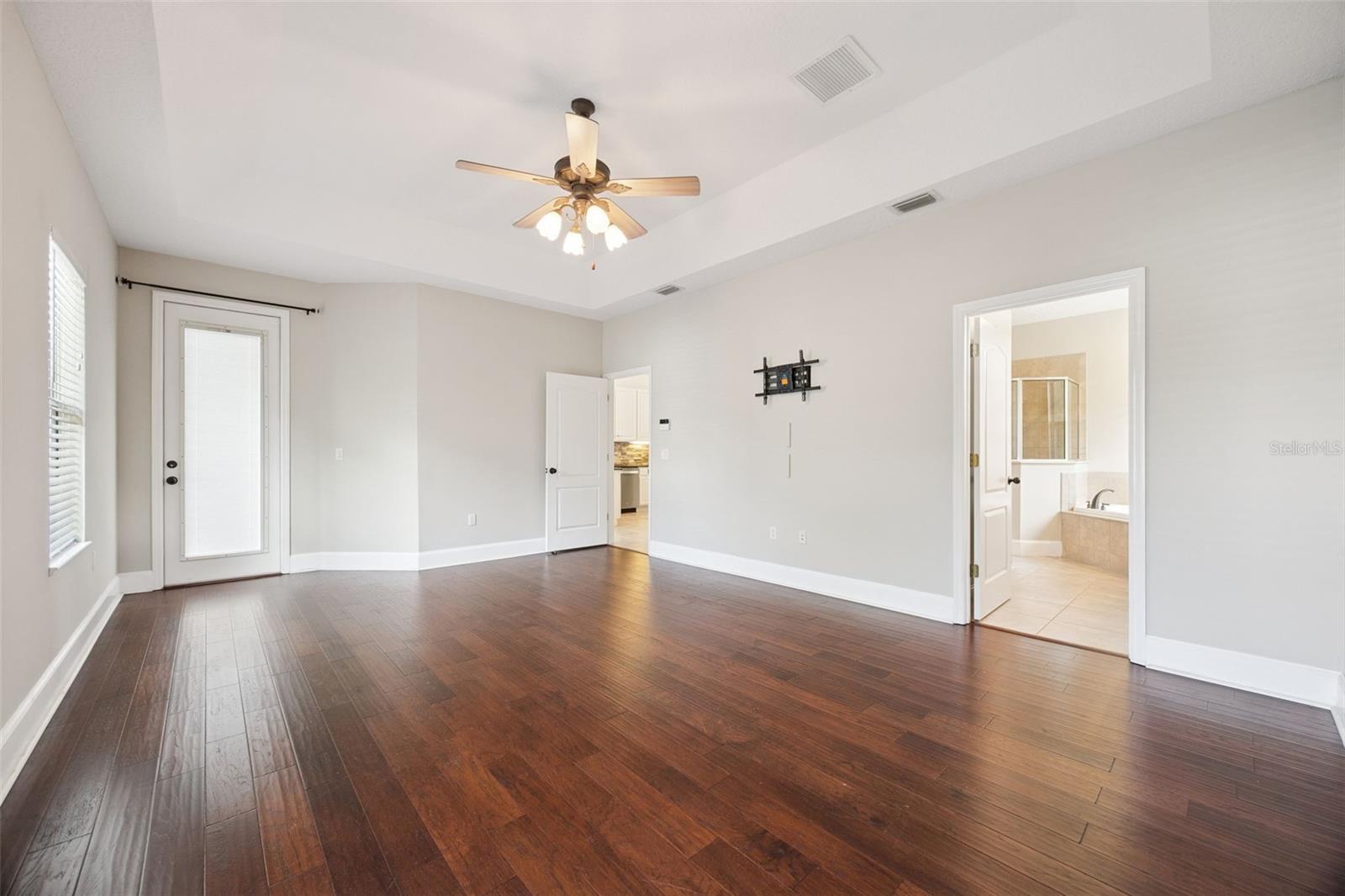 Image 17 of 59 For 1674 Marina Lake Drive