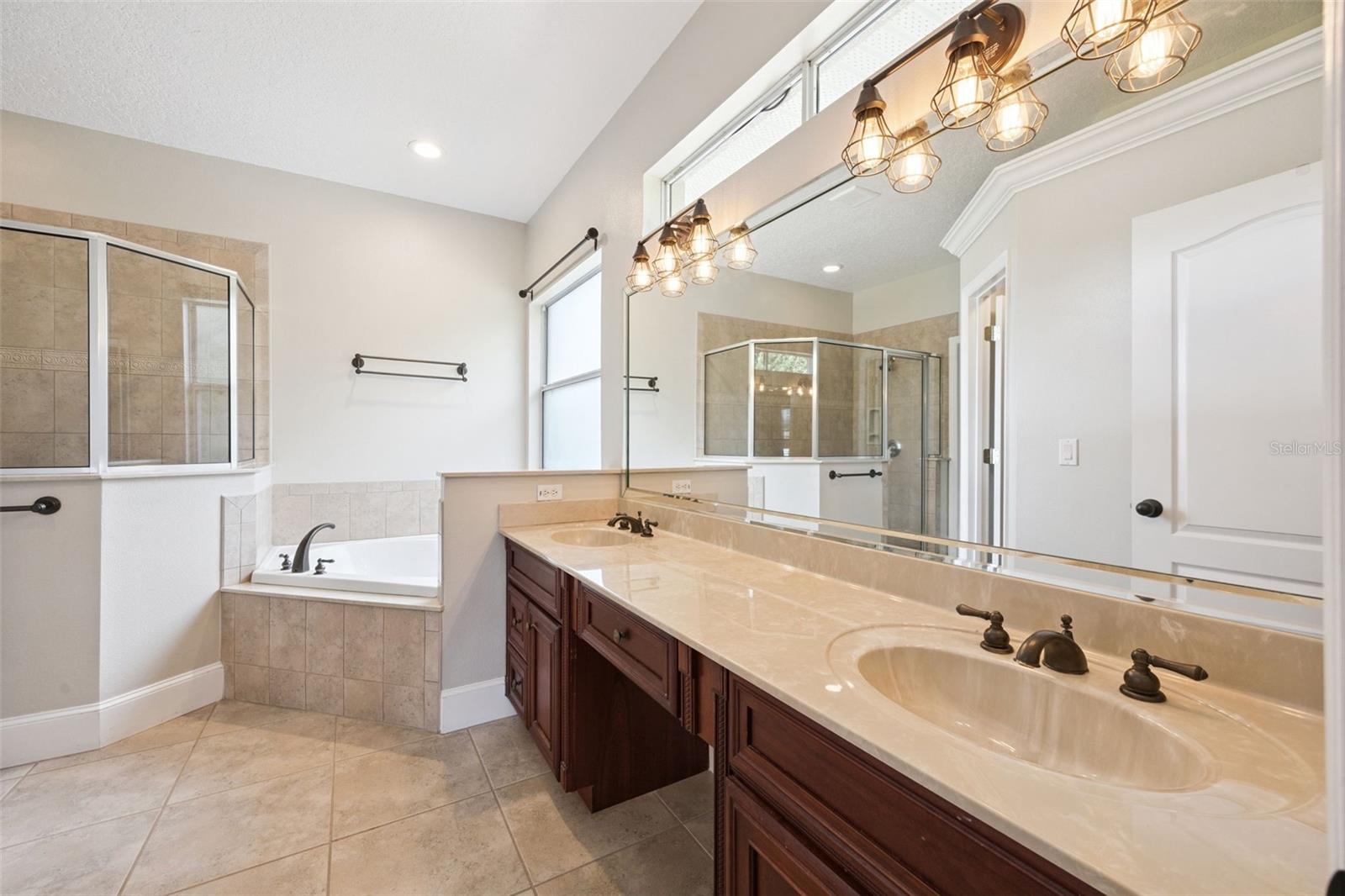 Image 19 of 59 For 1674 Marina Lake Drive