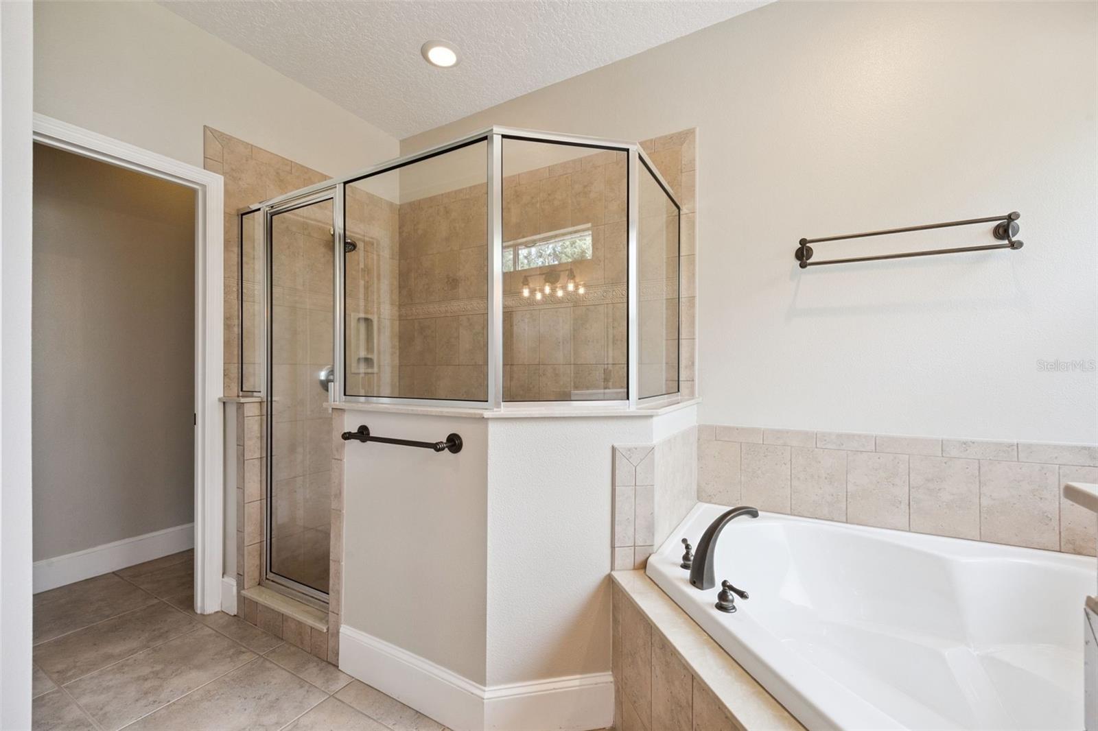 Image 20 of 59 For 1674 Marina Lake Drive