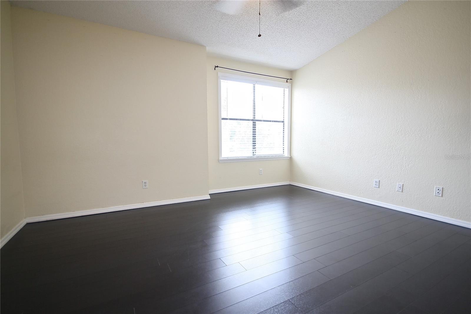 Image 12 of 27 For 2905 Antique Oaks Circle 4