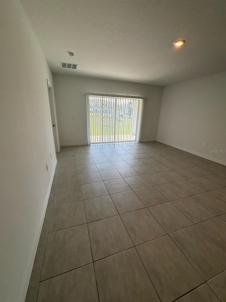 Image 4 of 12 For 5692 Le Marin Way