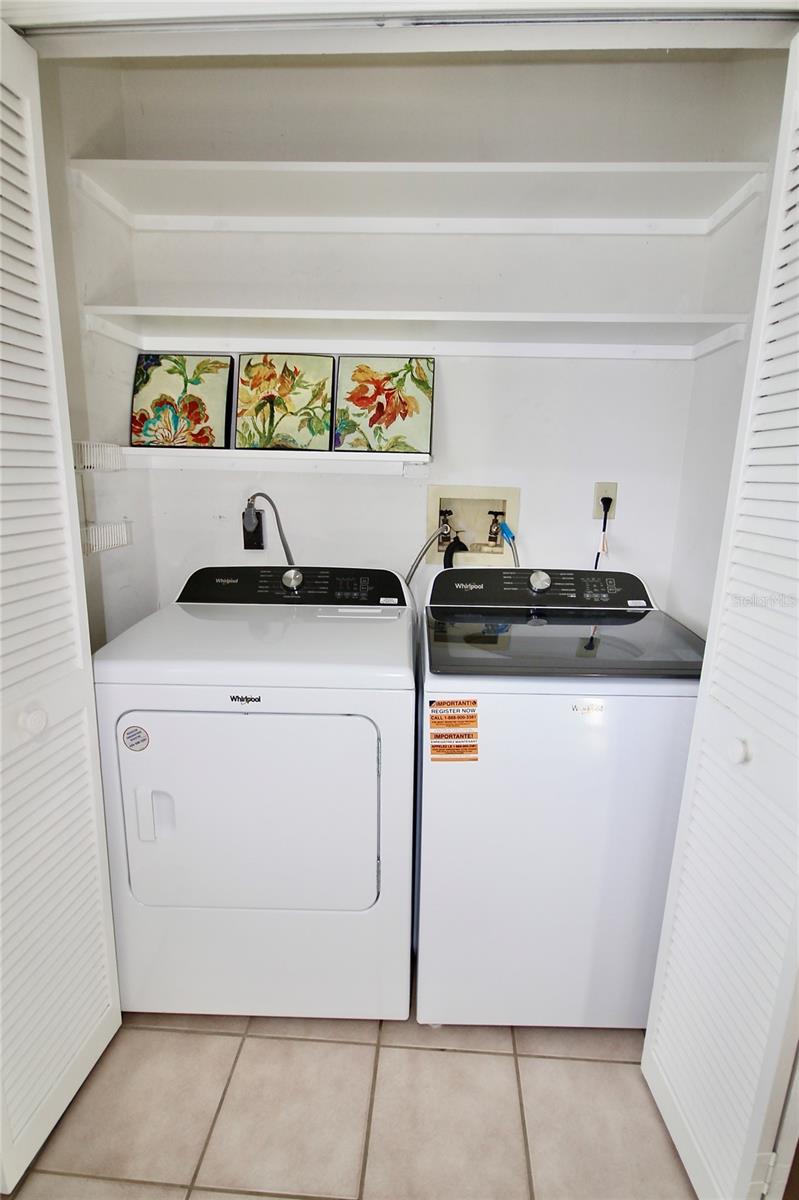 Image 7 of 25 For 4419 Brook Hollow Circle