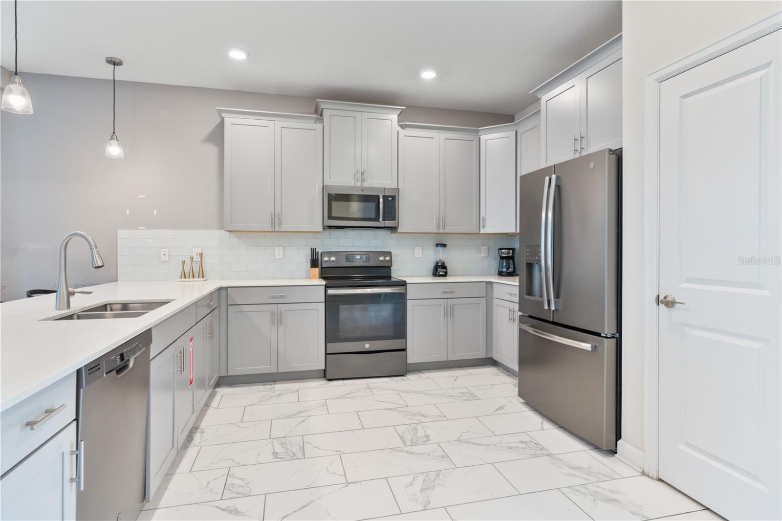 Image 17 of 75 For 8825 Cruden Bay Court