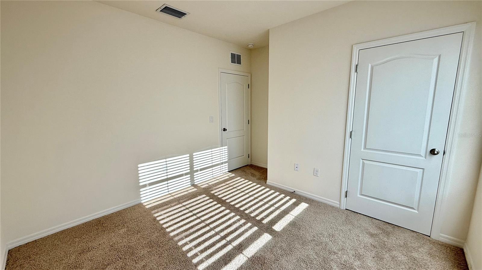 Image 16 of 39 For 1003 Cascade Drive