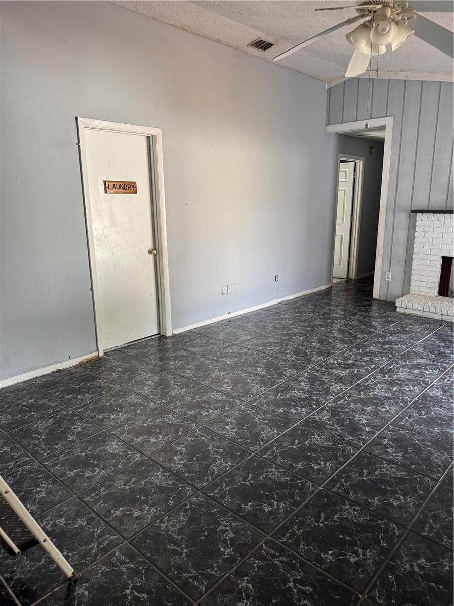 Image 16 of 28 For 3685 Jericho Drive