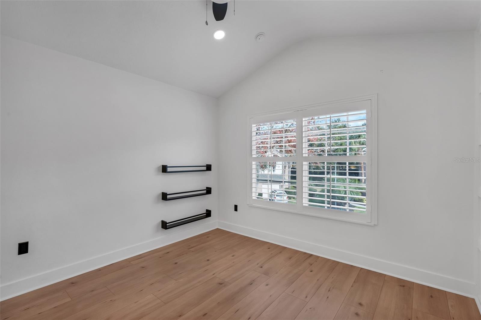 Image 10 of 19 For 2170 Stockton Drive