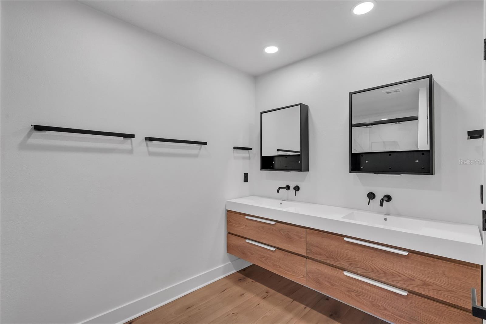 Image 16 of 19 For 2170 Stockton Drive