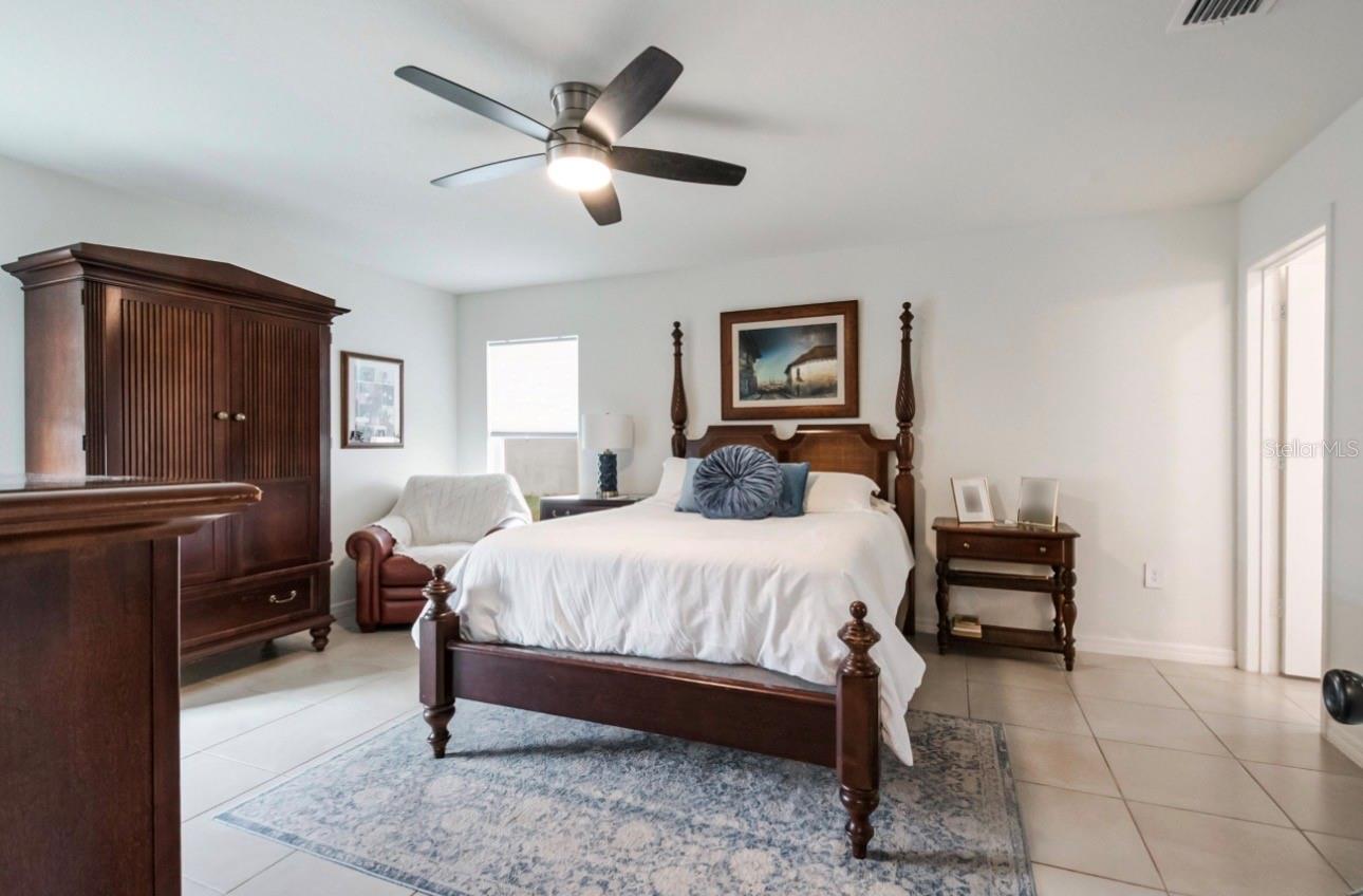 Image 13 of 15 For 1395 Park Leah Circle