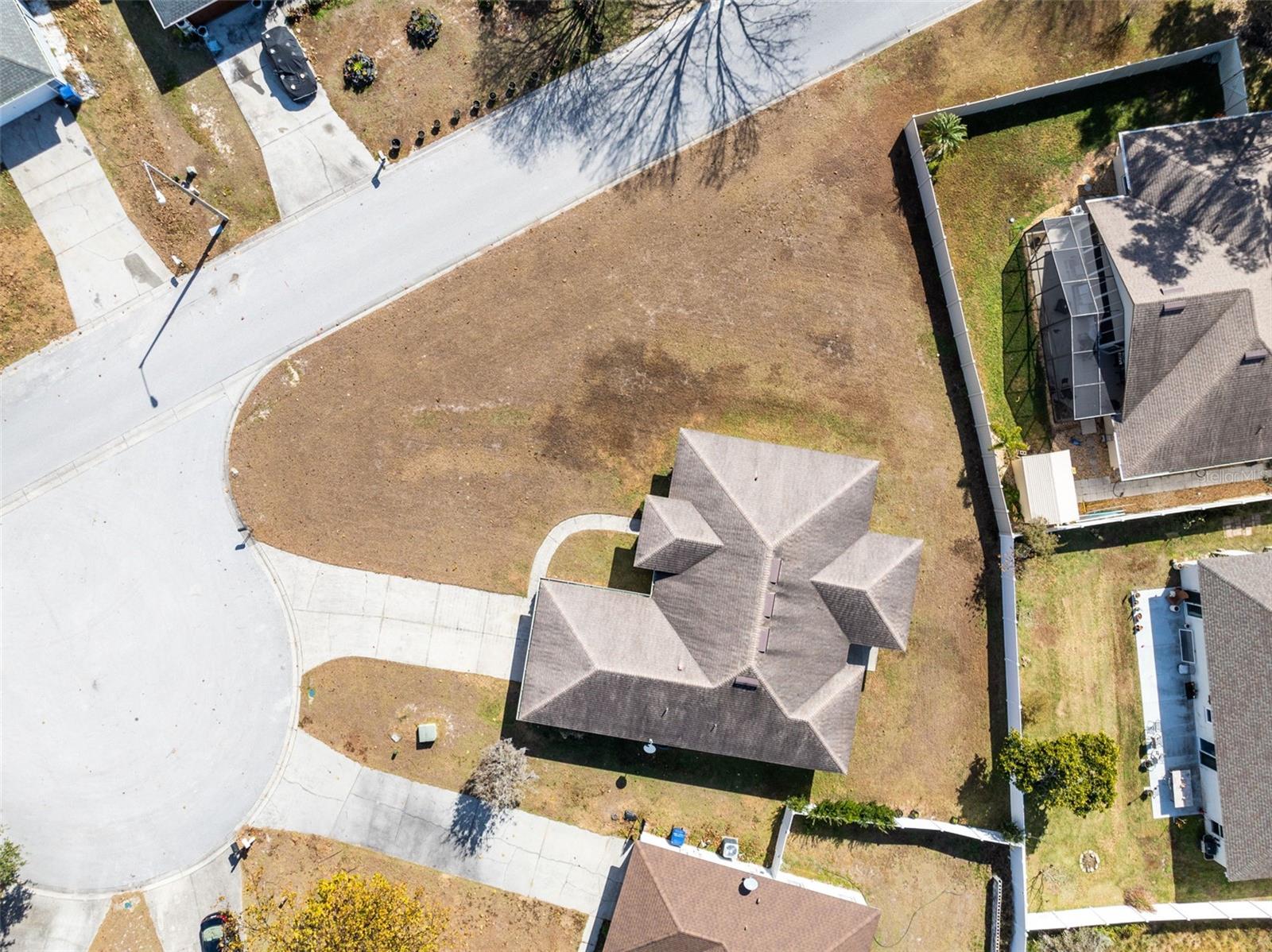 Image 27 of 28 For 137 Country Lakes Circle