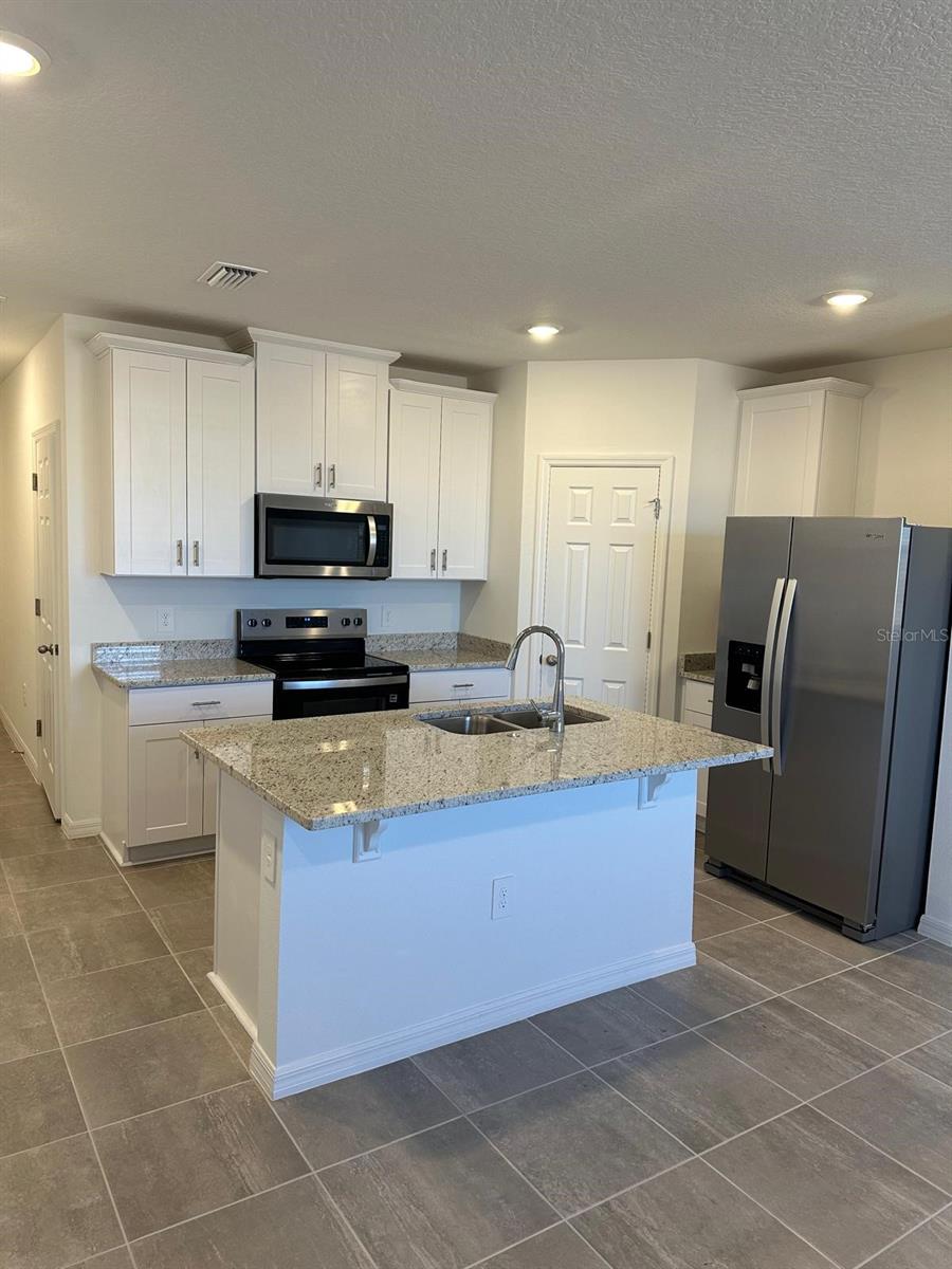 Image 2 of 22 For 16446 Bird Of Paradise Avenue