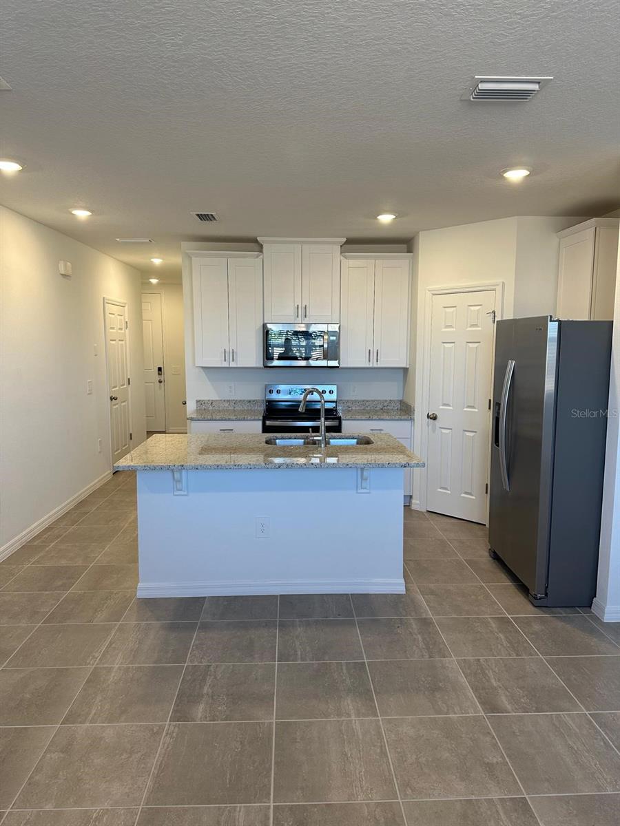 Image 3 of 22 For 16446 Bird Of Paradise Avenue