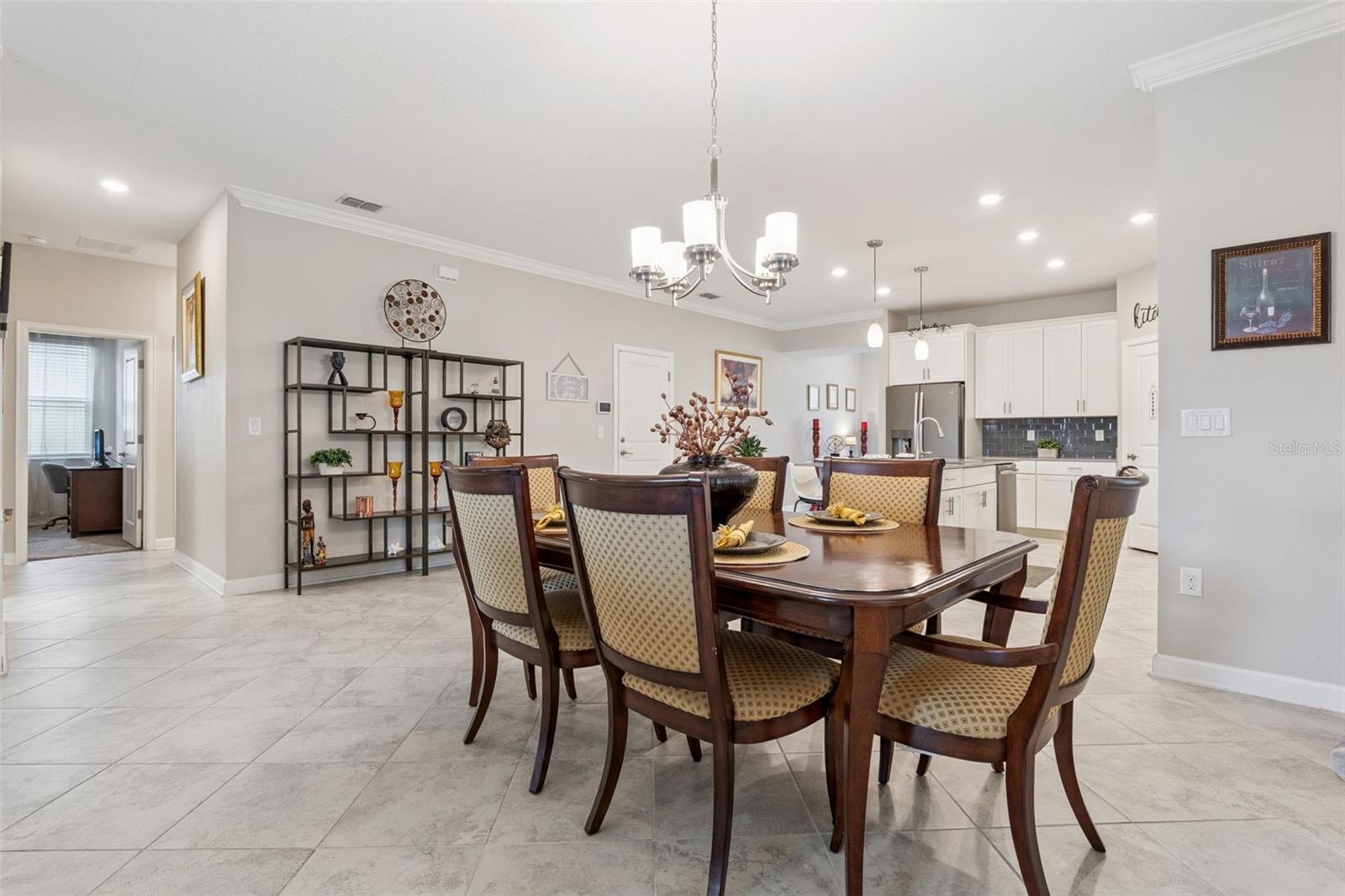 Image 15 of 48 For 11928 Ampersand Drive