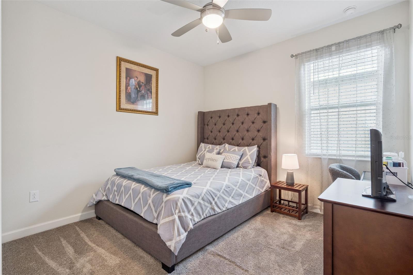 Image 27 of 48 For 11928 Ampersand Drive