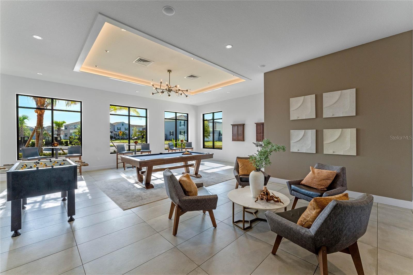 Image 43 of 48 For 11928 Ampersand Drive